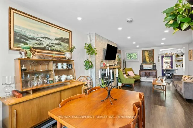 Additional image 15 of 127 Sherman Ave