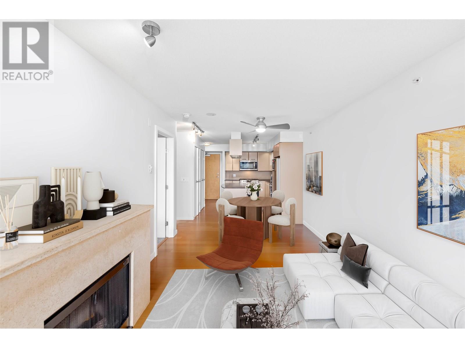 602 683 W VICTORIA PARK|North Vancouver, British Columbia V7M0A2