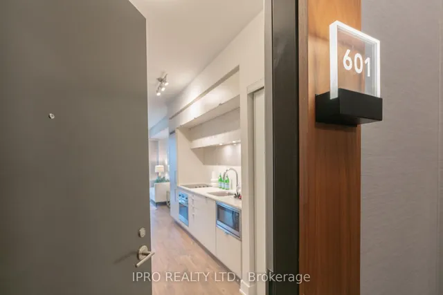 Additional image 43 of 38 Cameron St Unit 601