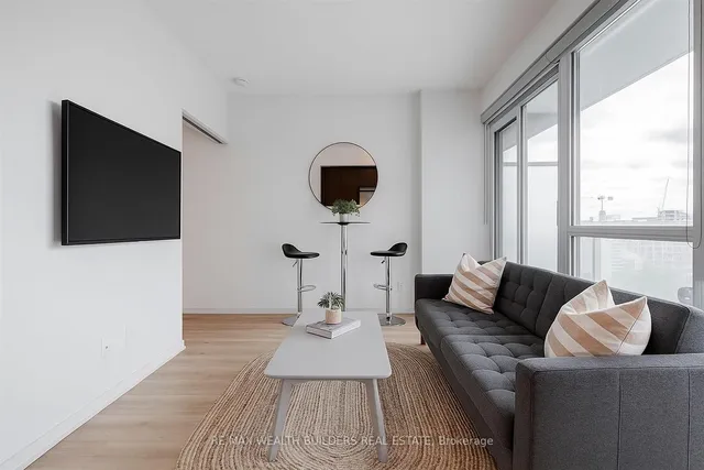 Additional image 6 of 352 Front St Unit 1510