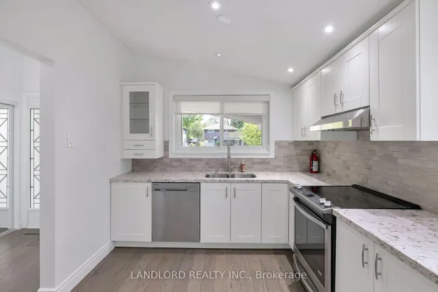 Additional image 33 of 34 Lyncroft Dr