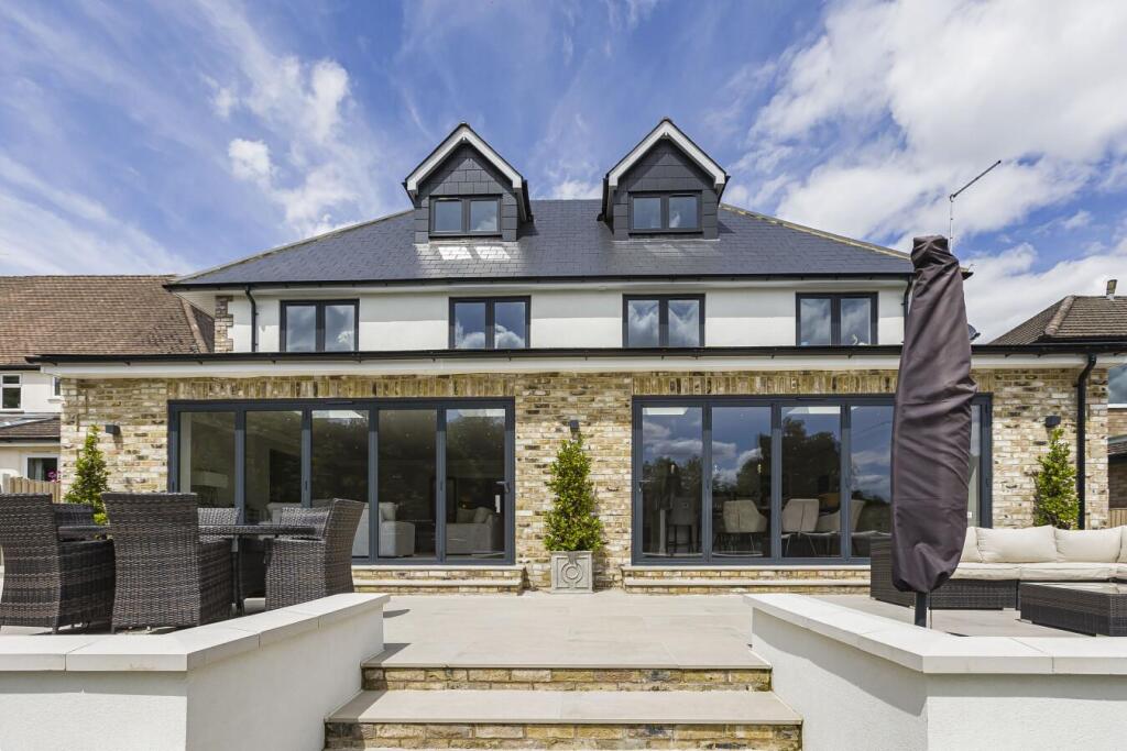 Additional image 26 of The Grove, Brookmans Park , Herts