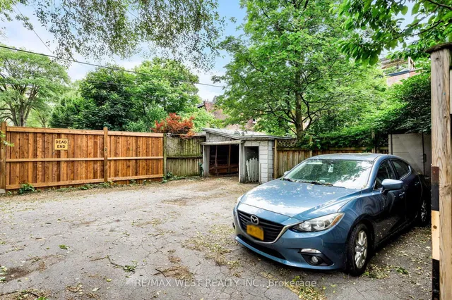 Additional image 41 of 39 Melbourne Ave