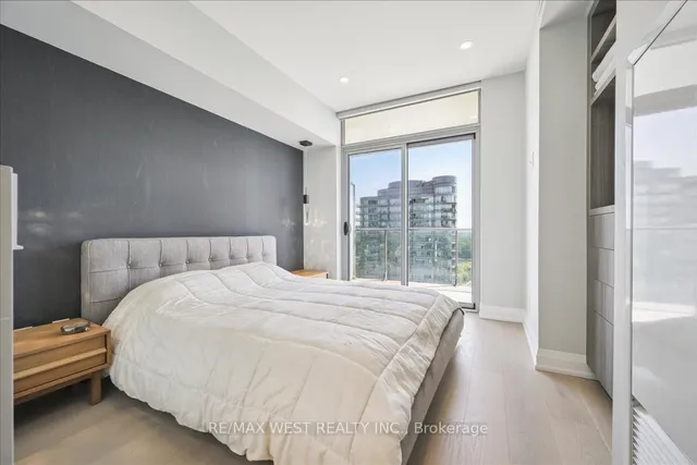 Additional image 6 of 103 The Queensway Unit 2304