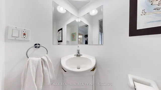 Additional image 46 of 4 Fanshawe Dr