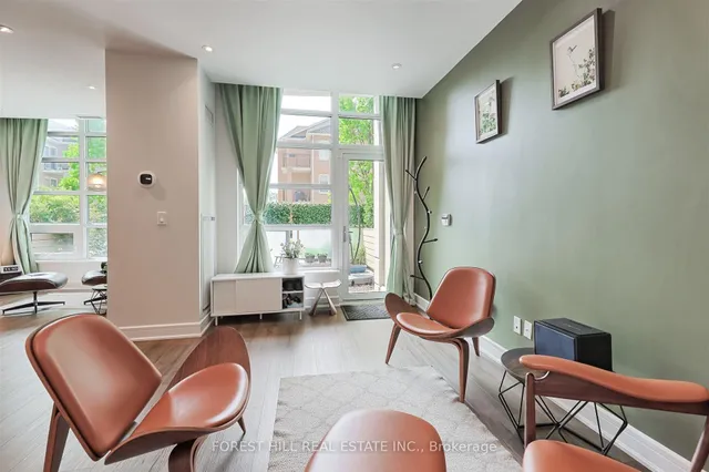 Additional image 20 of 35 Brian Peck Cres Unit TH 120