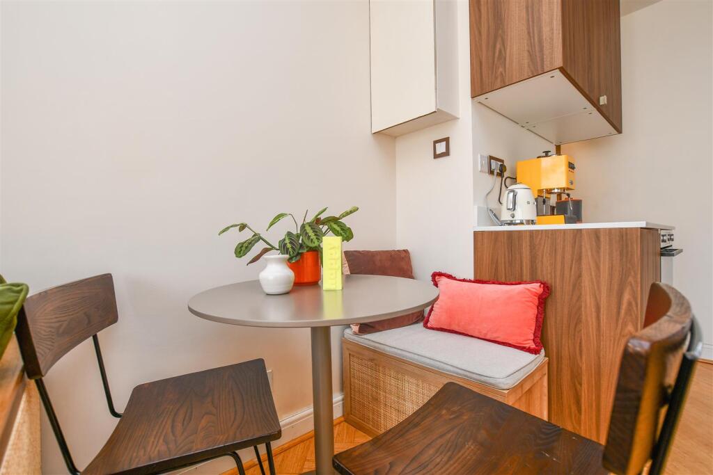 Additional image 12 of Granville Road, St. Albans