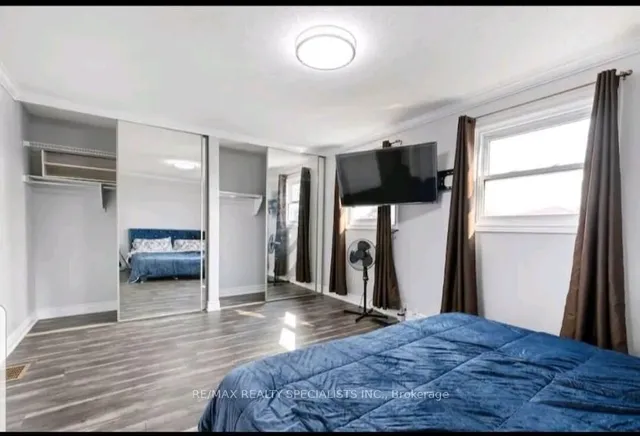 Additional image 24 of 30 Adam St