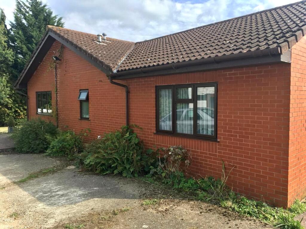 Additional image 5 of Woodfield Lane, Hatfield, AL9