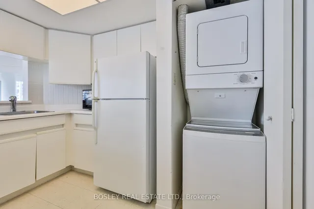 Additional image 15 of 1001 Bay St Unit 1304