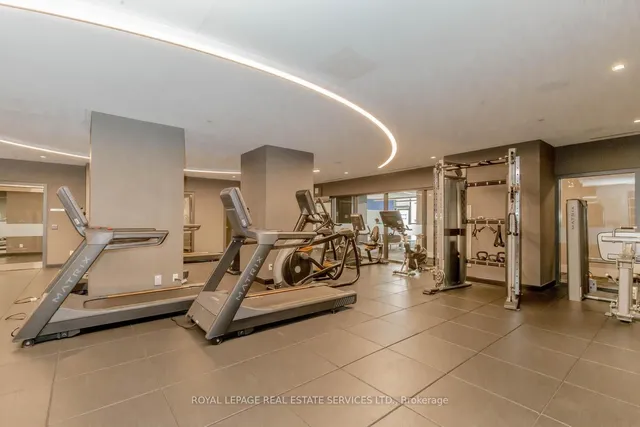 Additional image 34 of 286 Main St Unit 2604