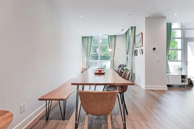 Additional image 24 of 35 Brian Peck Cres Unit TH 120