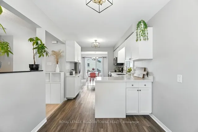 Additional image 16 of 3 Lyton Cres