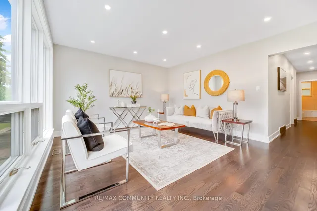 Additional image 42 of 22 Miramar Cres