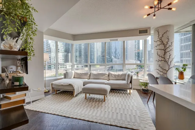 Additional image 6 of 228 Queens Quay Unit 702