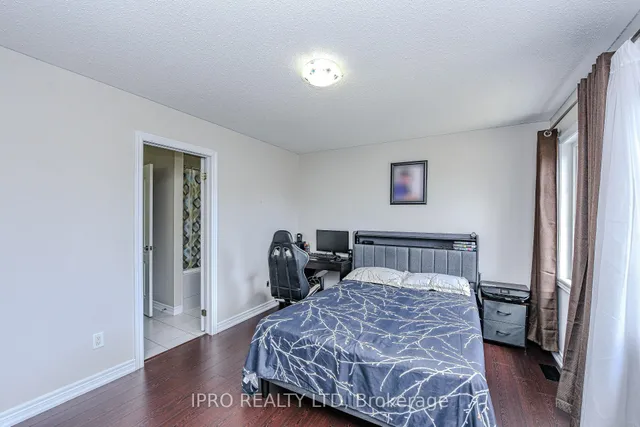 Additional image 22 of 44 Templehill Rd