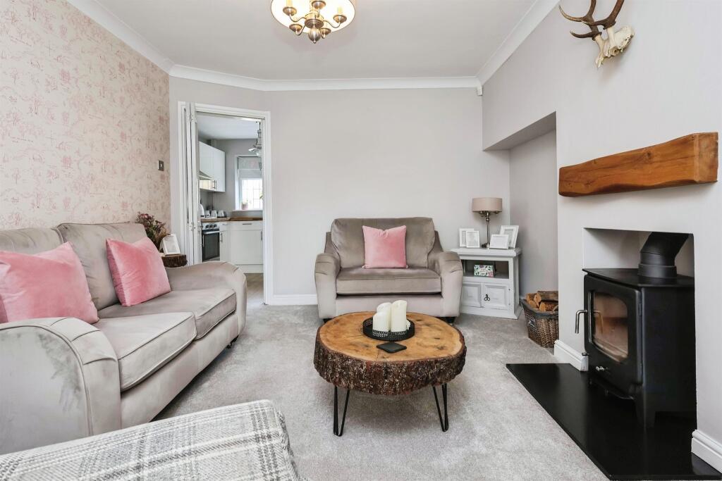 Additional image 4 of Foxglove Crescent, Birmingham