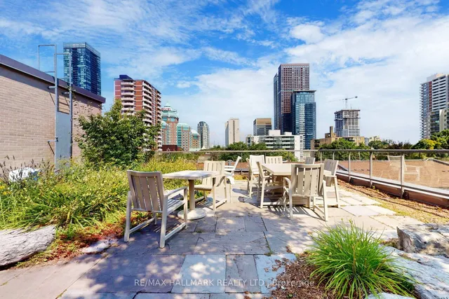 Additional image 20 of 10 Wellesley Pl Unit 206