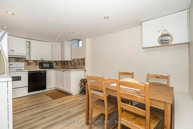 Additional image 37 of 111 Hay Ave