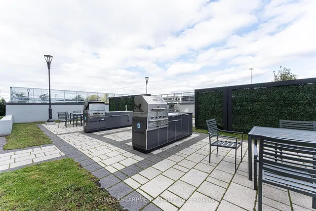 房产图片 17 - 加拿大伯灵顿Fairview街2087号504单元