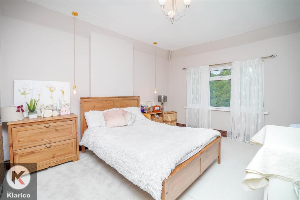 Additional image 16 of Yardley Wood Road, Moseley