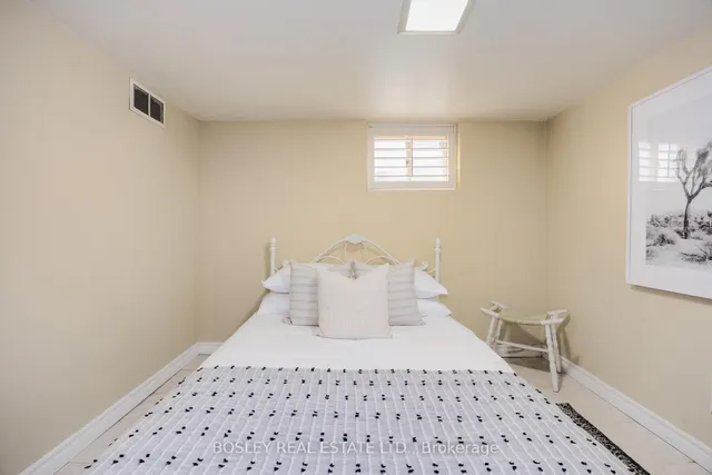 Additional image 20 of 85 Manderley Dr