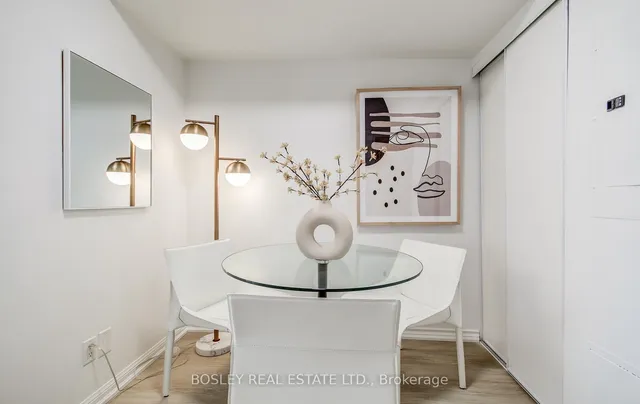 Additional image 18 of 18 Laidlaw St Unit 1018