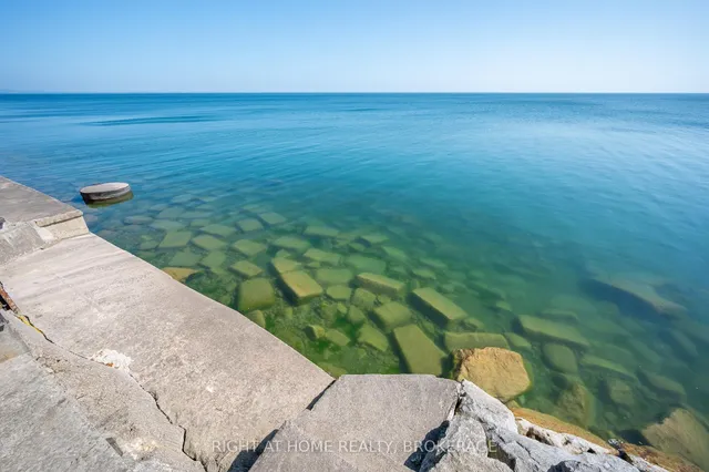 Additional image 41 of 74 Seabreeze Cres