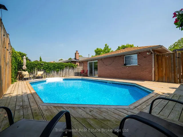 Additional image 25 of 55 Summerhill Cres