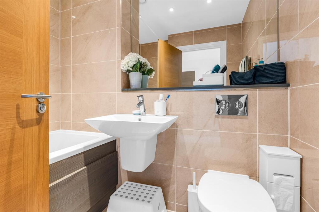 Additional image 14 of Butterwick Way, Welwyn