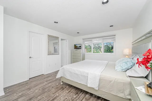 Additional image 21 of 33 Asterwind Cres