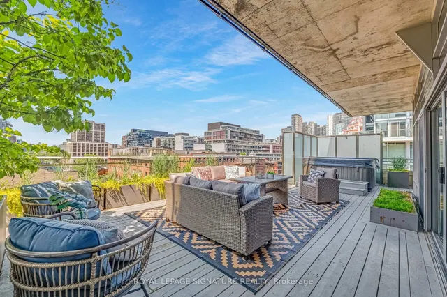 Additional image 33 of 66 Portland St Unit 708