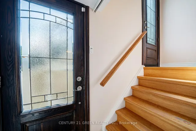 房产图片 22 - 159 Hollyberry Tr