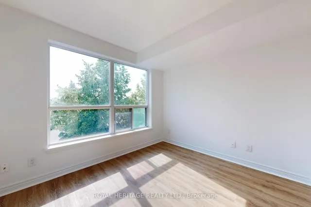 房产图片 17 - 60 Fairfax Cres 单元 211