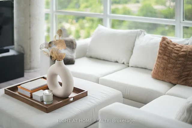 Additional image 3 of 30 Canterbury Pl Unit 1208