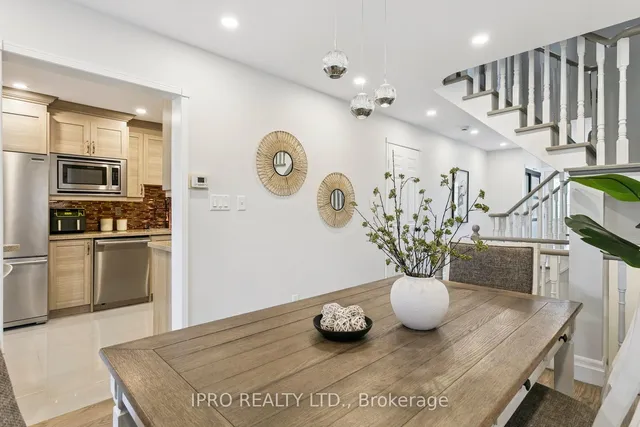 Additional image 9 of 455 Apache Crt Unit 39