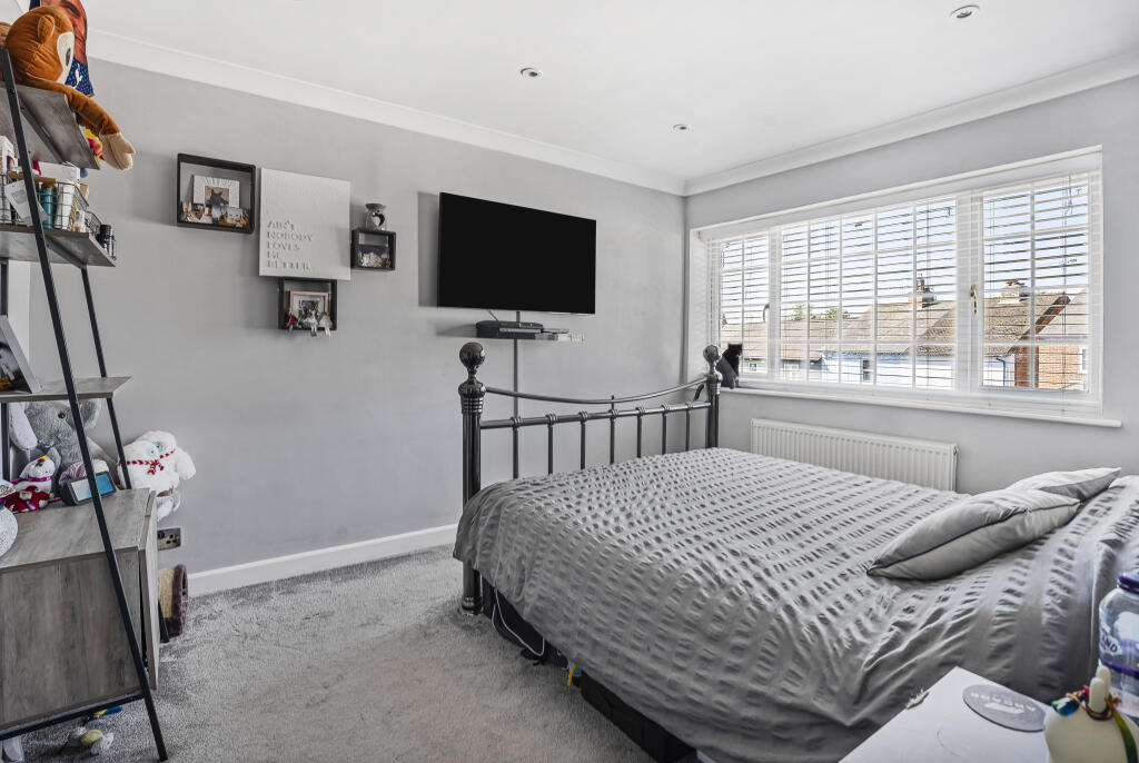 Additional image 13 of High Street, London Colney, AL2