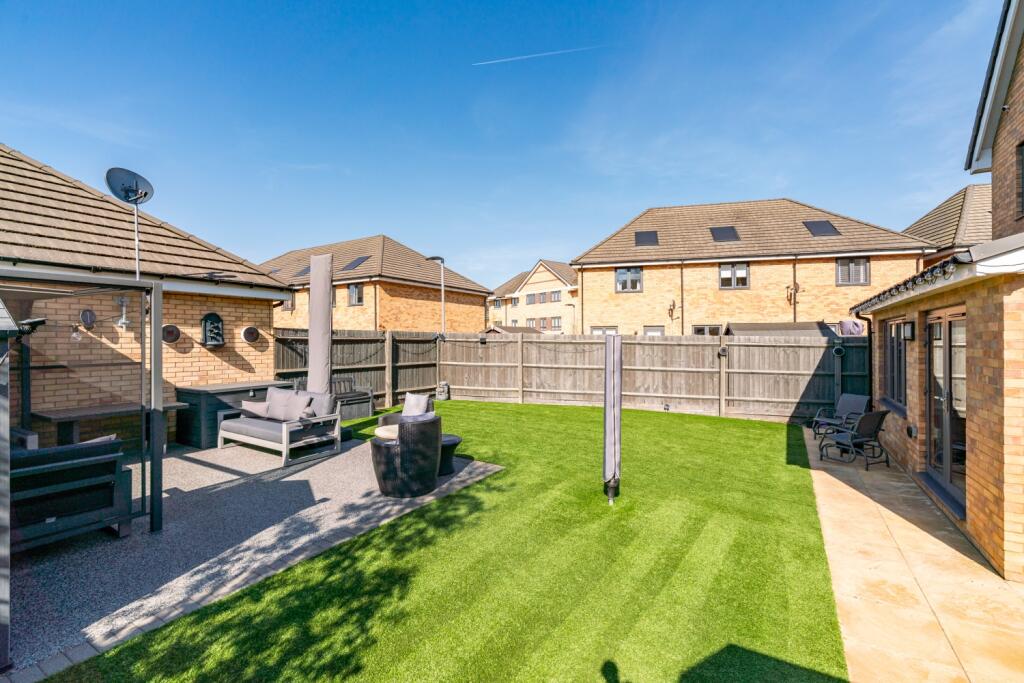 Additional image 29 of Victoria Close, Welwyn Garden City, Hertfordshire, AL7