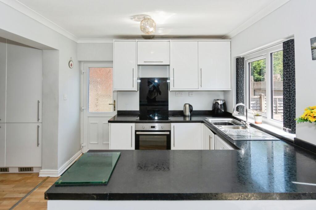 Additional image 5 of Elmdon Road, Acocks Green, Birmingham, West Midlands, B27