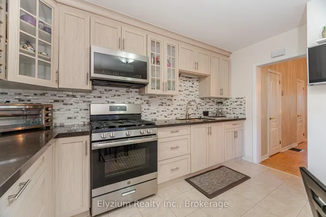 Additional image 16 of 115 Hatherley Rd