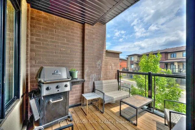 Additional image 21 of 590 North Service Rd Unit 105