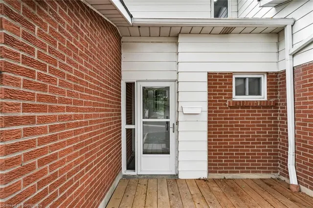 Additional image 12 of 451 Woodview Rd Unit 4