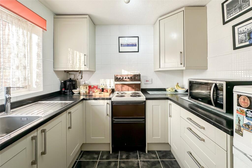 Additional image 11 of Wilstone Drive, St. Albans, Hertfordshire, AL4