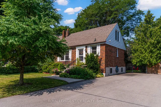 Additional image 2 of 90 Arcade Cres