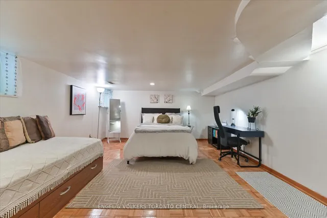 Additional image 34 of 384 Margueretta St