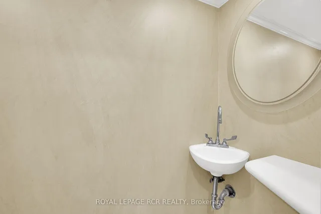 Additional image 28 of 82 Royal Salisbury Way