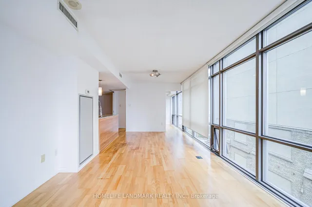 Additional image 13 of 38 Grenville St Unit 807