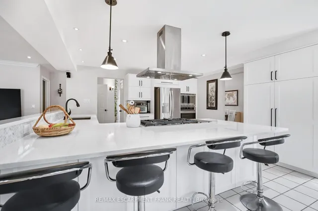 Additional image 20 of 205 Portage Lane