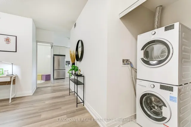 Additional image 31 of 3121 Sheppard Ave Unit 535