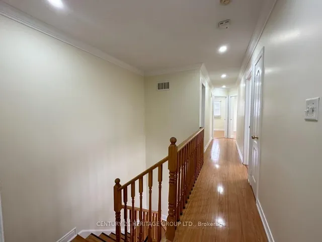 Additional image 21 of 77 Vauxhall Cres